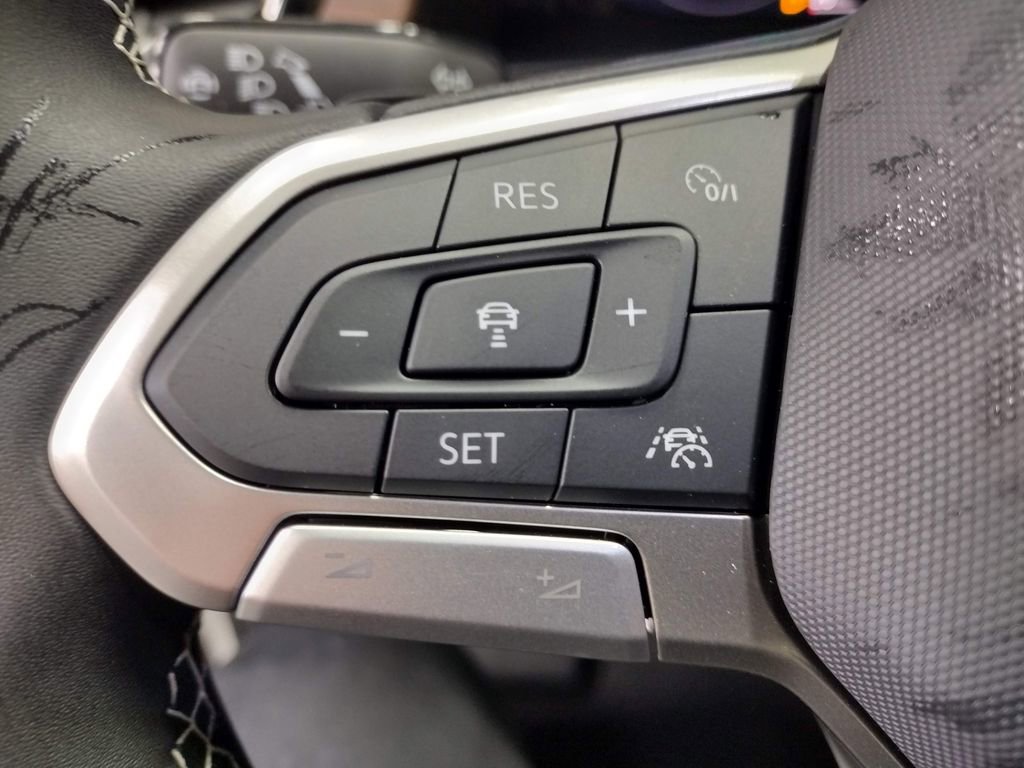 New 2026 Volkswagen Atlas SE image 27