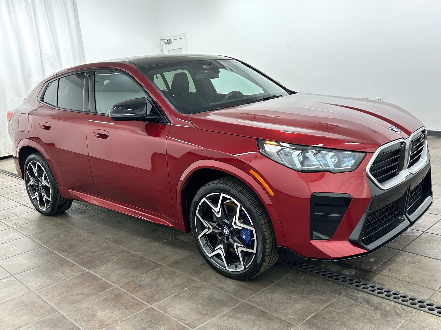 Used 2025 BMW X2 M35i image 6