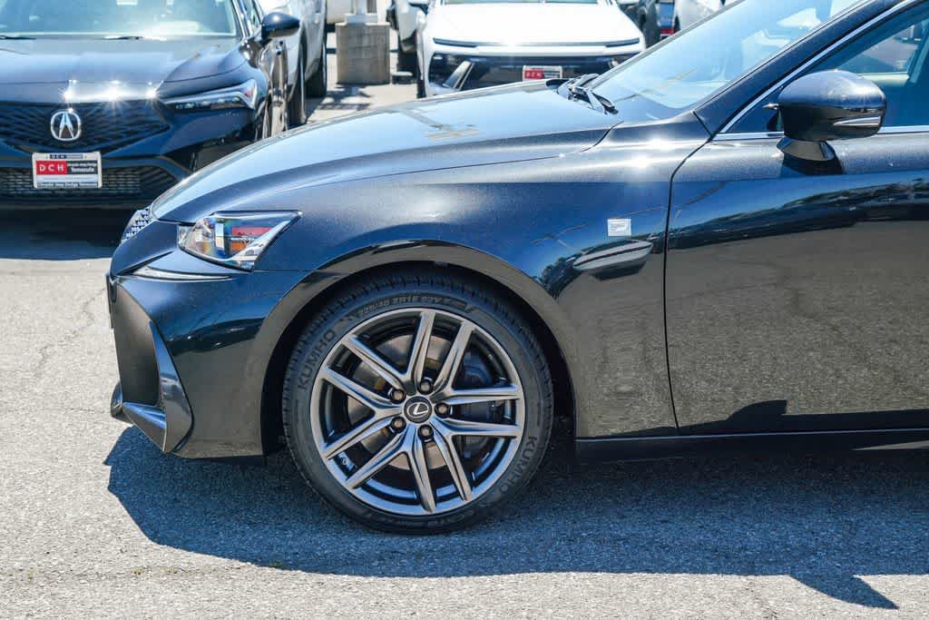 Used 2020 Lexus IS 300 F Sport w/ F Sport Package RWD image 9