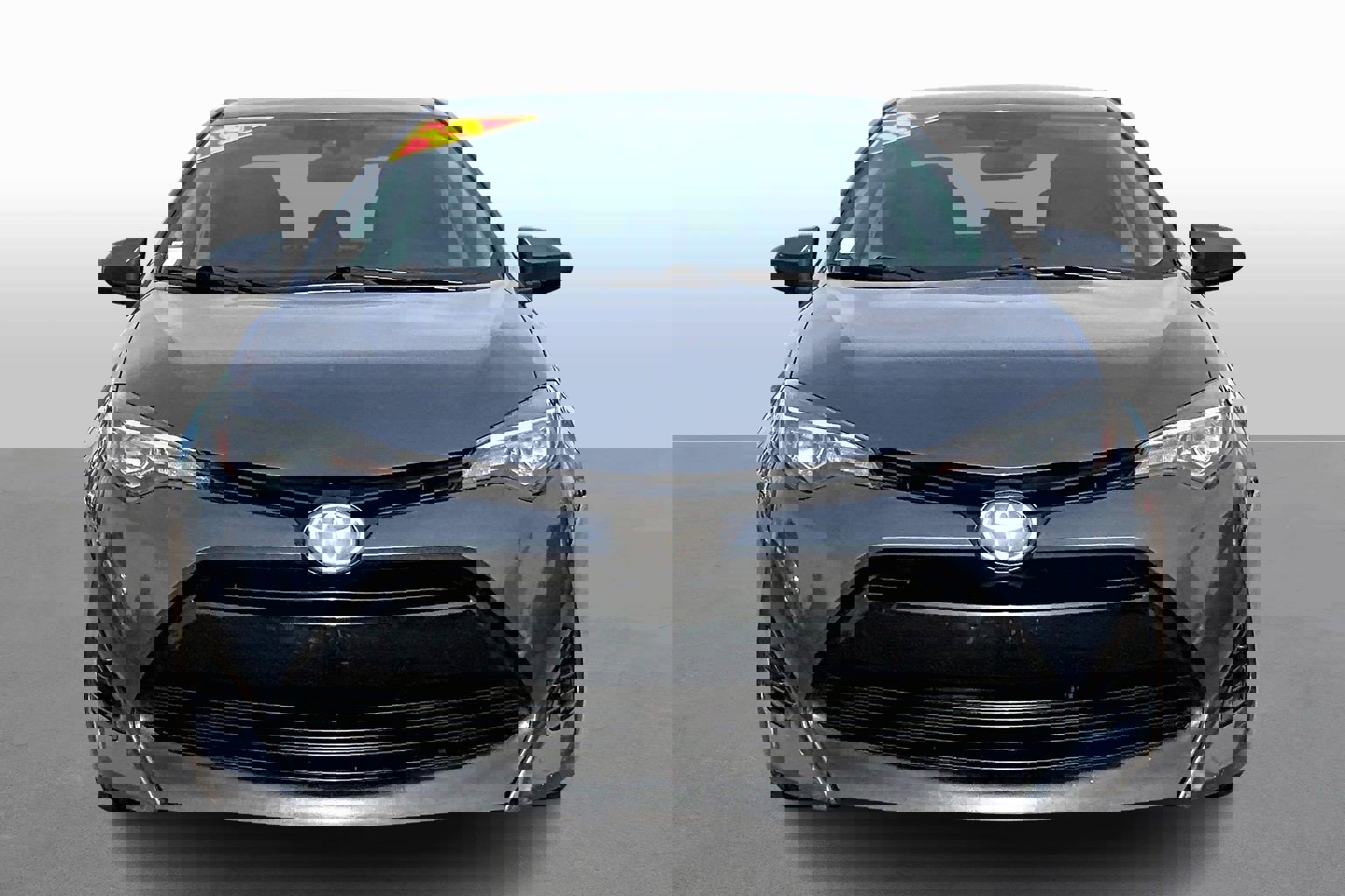 Used 2019 Toyota Corolla L image 3