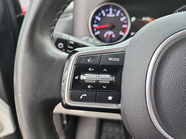 Used 2024 Kia Carnival LX FWD image 20