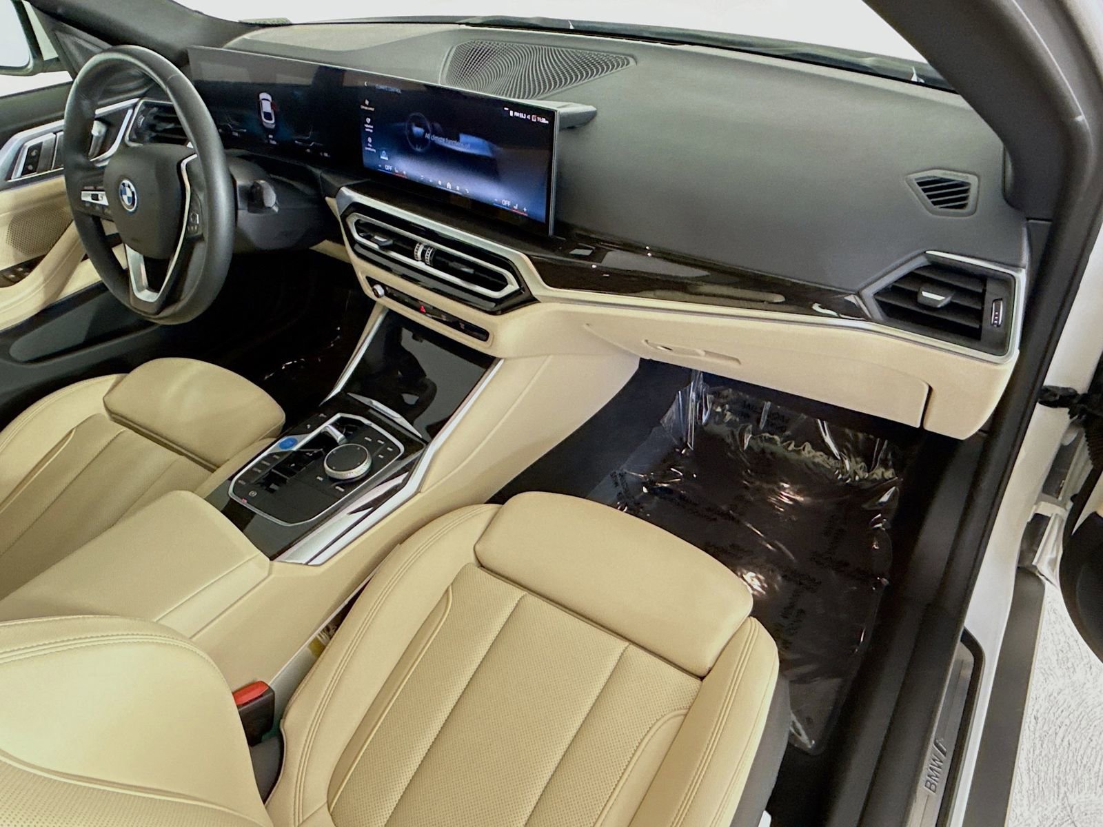 Certified 2024 BMW i4 eDrive35 w/ Convenience Package image 30