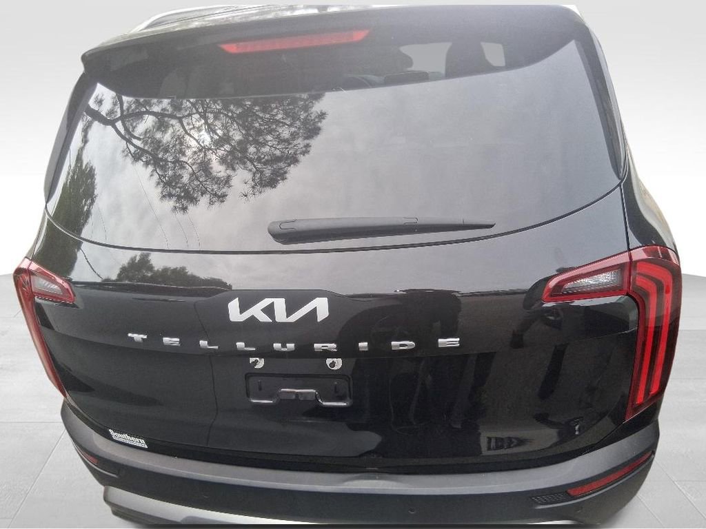 Used 2022 Kia Telluride EX w/ EX Premium Package FWD image 10