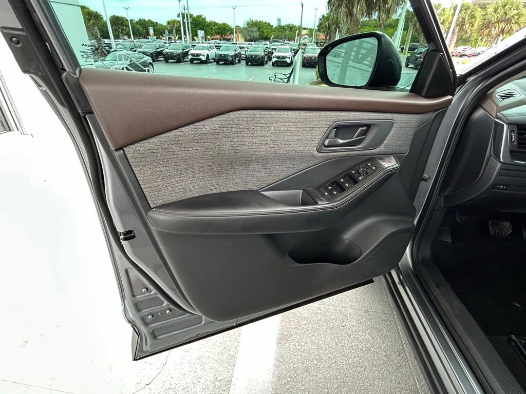 Certified 2021 Nissan Rogue S image 50