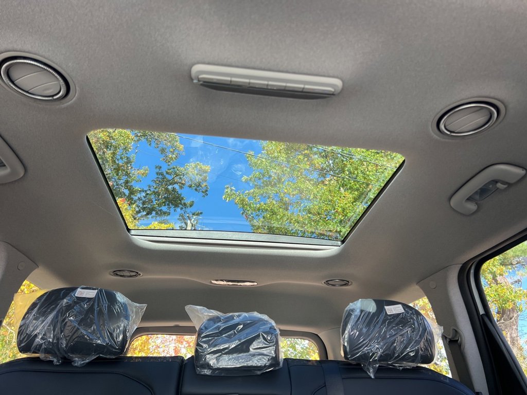 New 2026 Kia EV9 Wind image 10