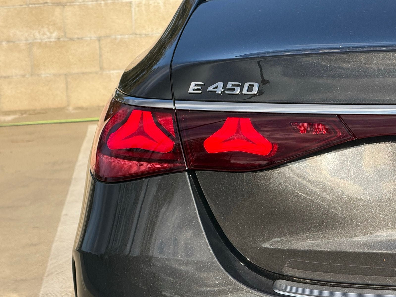 New 2026 Mercedes-Benz E 450 4MATIC Sedan image 9