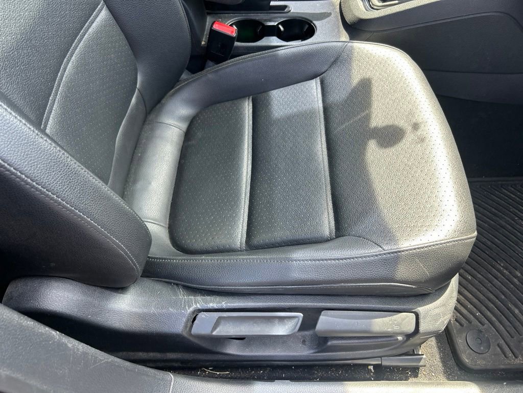 Used 2015 Volkswagen Jetta TDI SEL FWD image 38