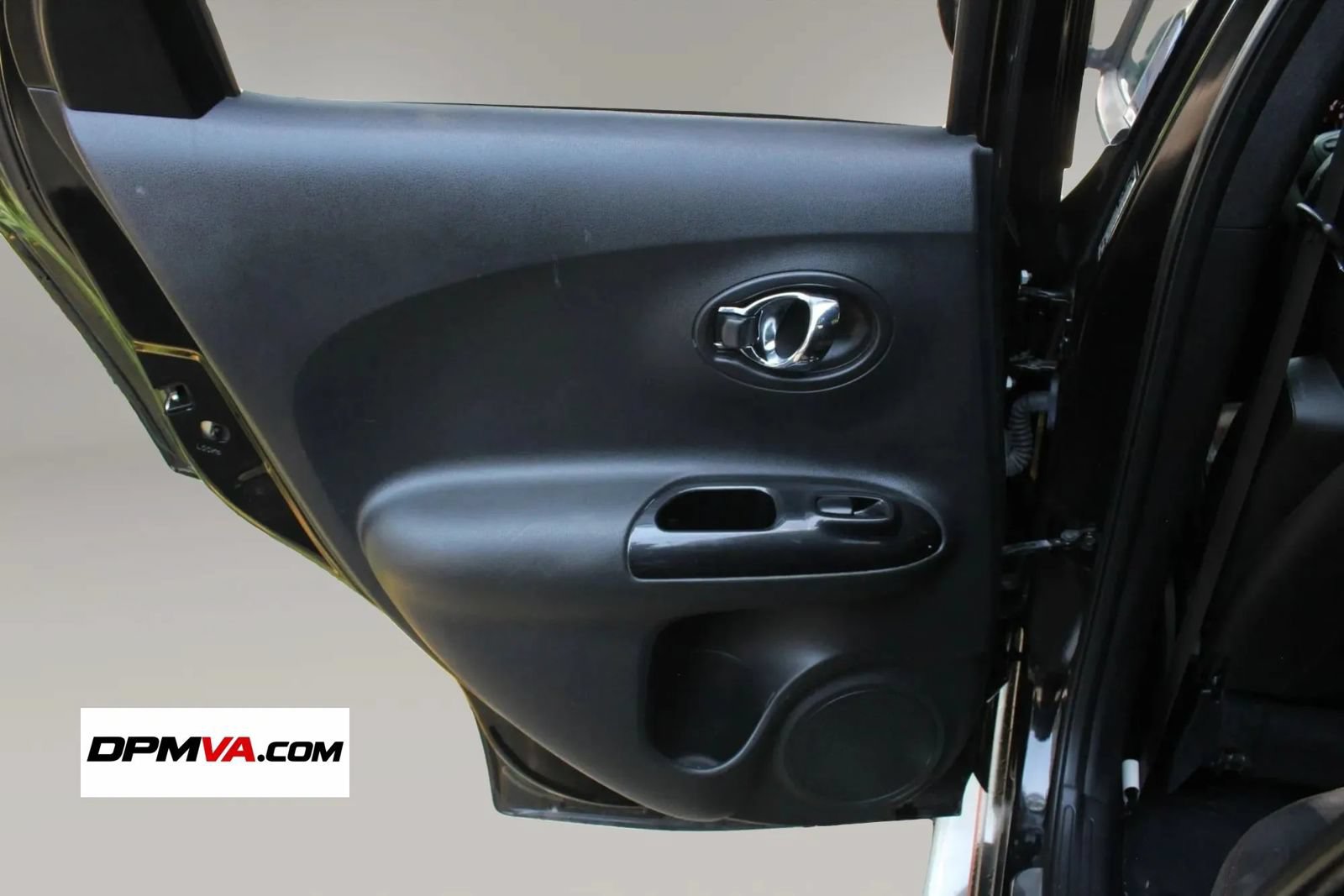 Used 2015 Nissan Juke NISMO RS w/ Interior Illumination Package AWD/4WD image 18