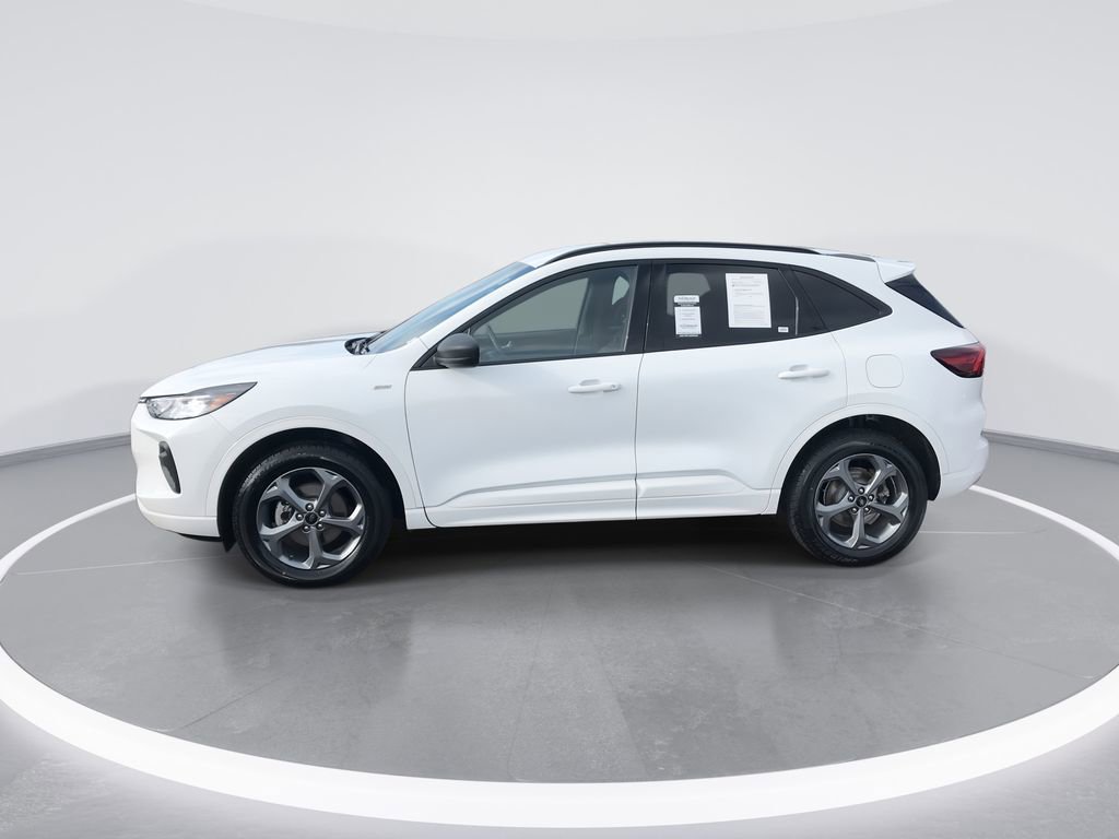 Used 2023 Ford Escape ST-Line AWD/4WD image 5