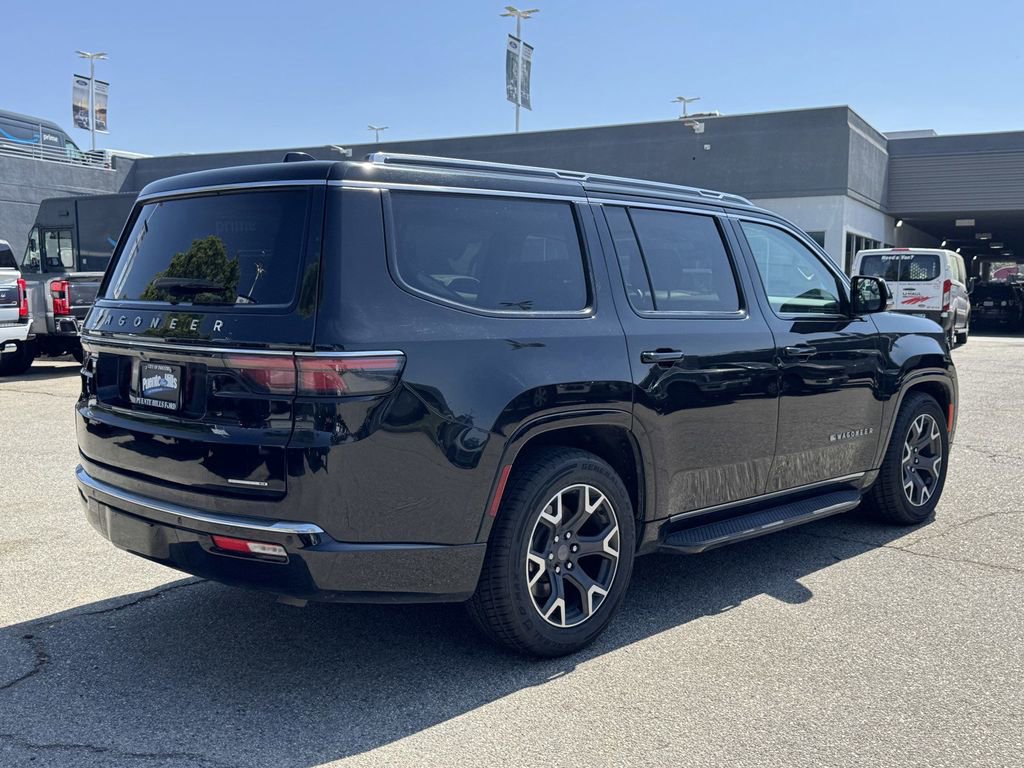 Used 2024 Jeep Wagoneer Series III image 6