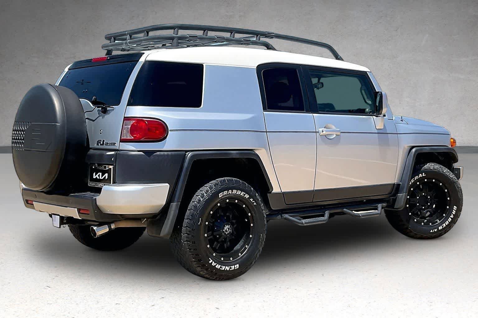 Used 2008 Toyota FJ Cruiser 4WD image 22