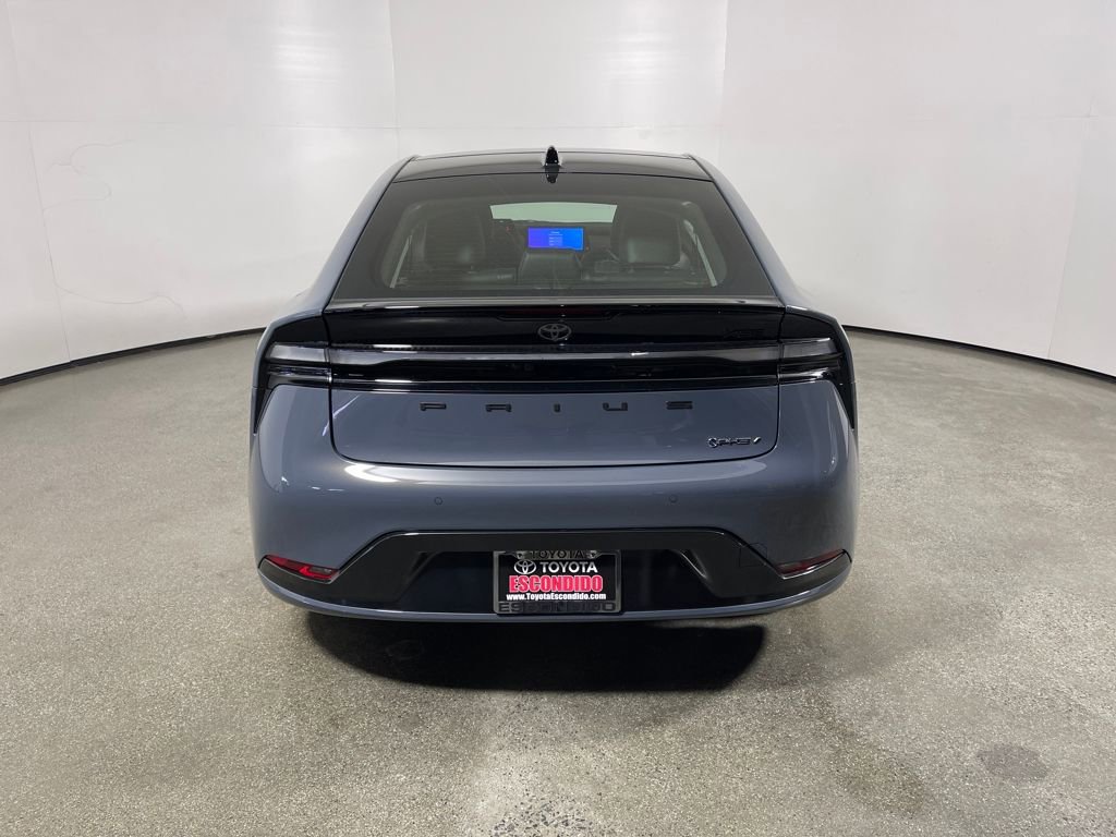 New 2026 Toyota Prius Plug-In Hybrid image 4