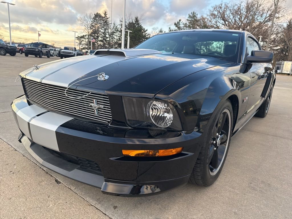 Used 2007 Ford Mustang GT Premium image 2