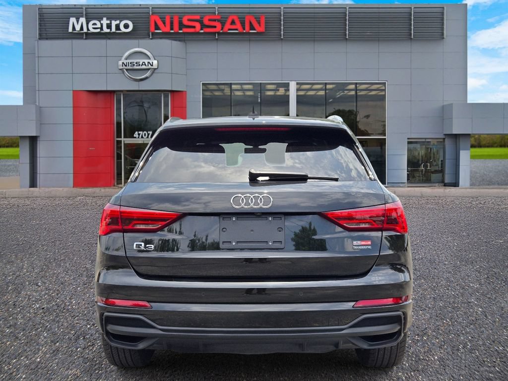Used 2023 Audi Q3 2.0T Premium Plus w/ Premium Plus Package AWD/4WD image 5