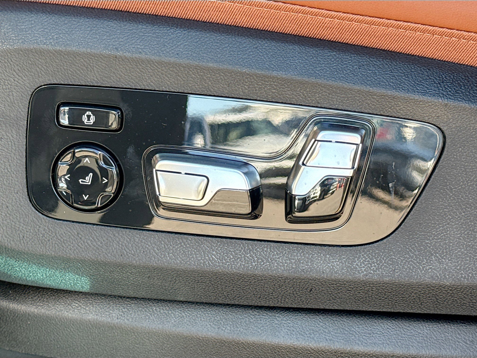 New 2026 BMW X7 M60i image 27