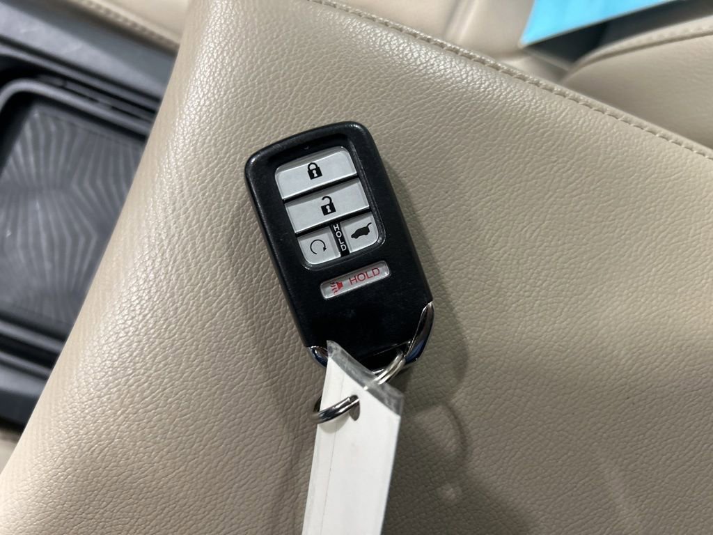 Used 2018 Honda CR-V Touring image 24