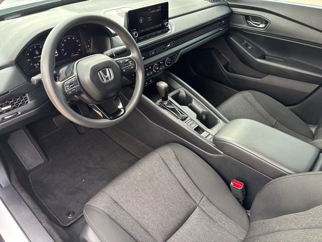 Used 2024 Honda Accord EX image 11