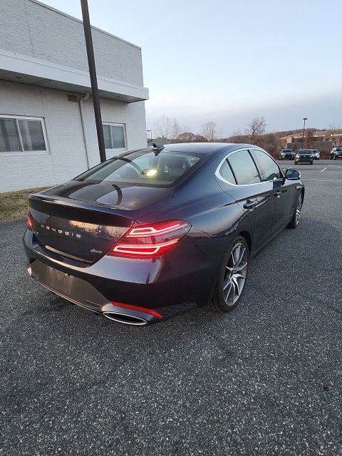 Used 2025 Genesis G70 2.5T image 7