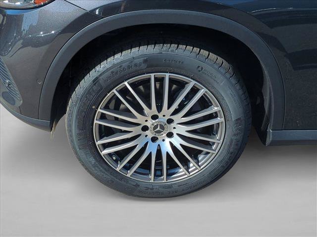 Certified 2023 Mercedes-Benz GLC 300 image 24