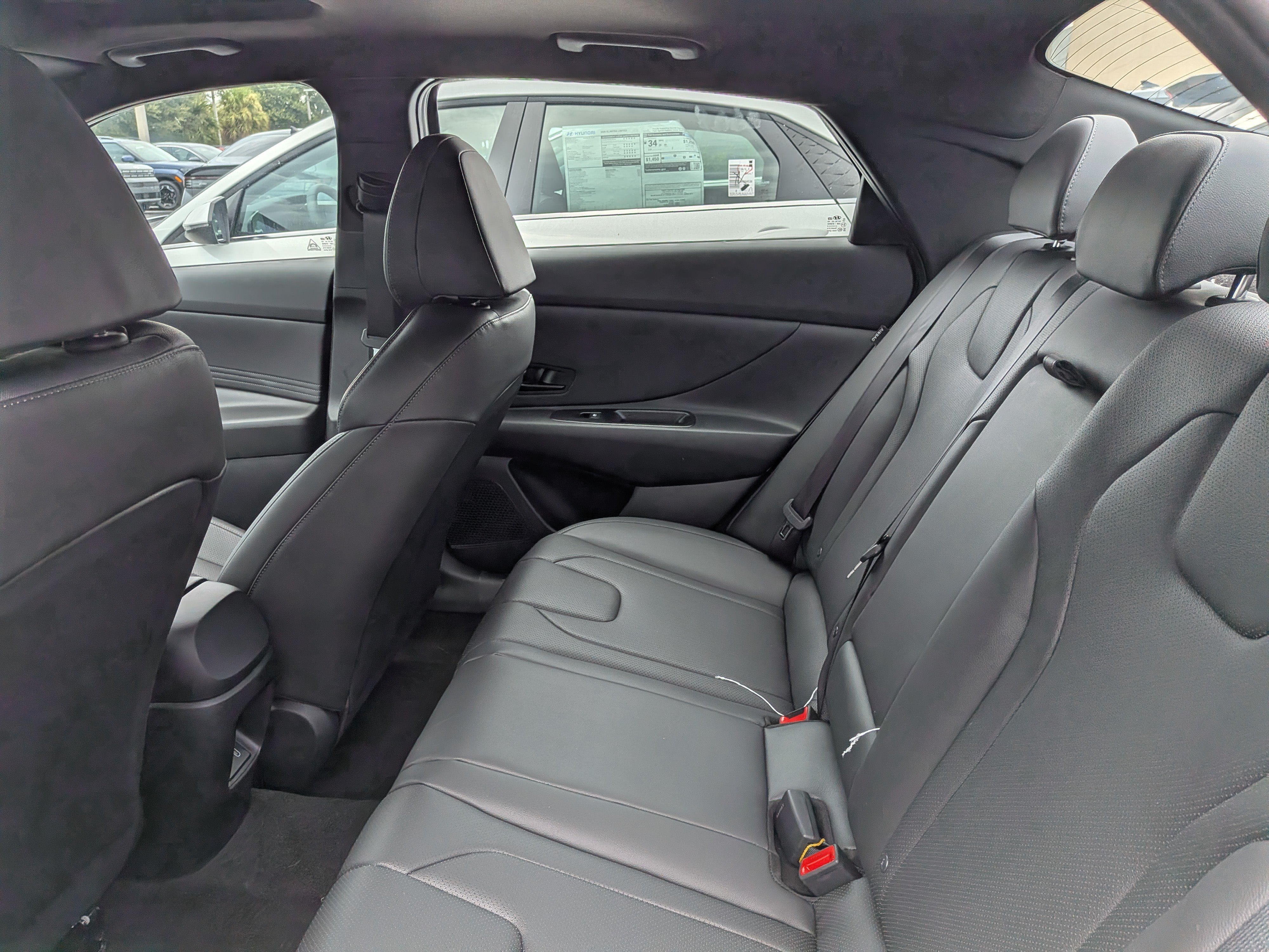 New 2026 Hyundai Elantra SEL Sport FWD image 13