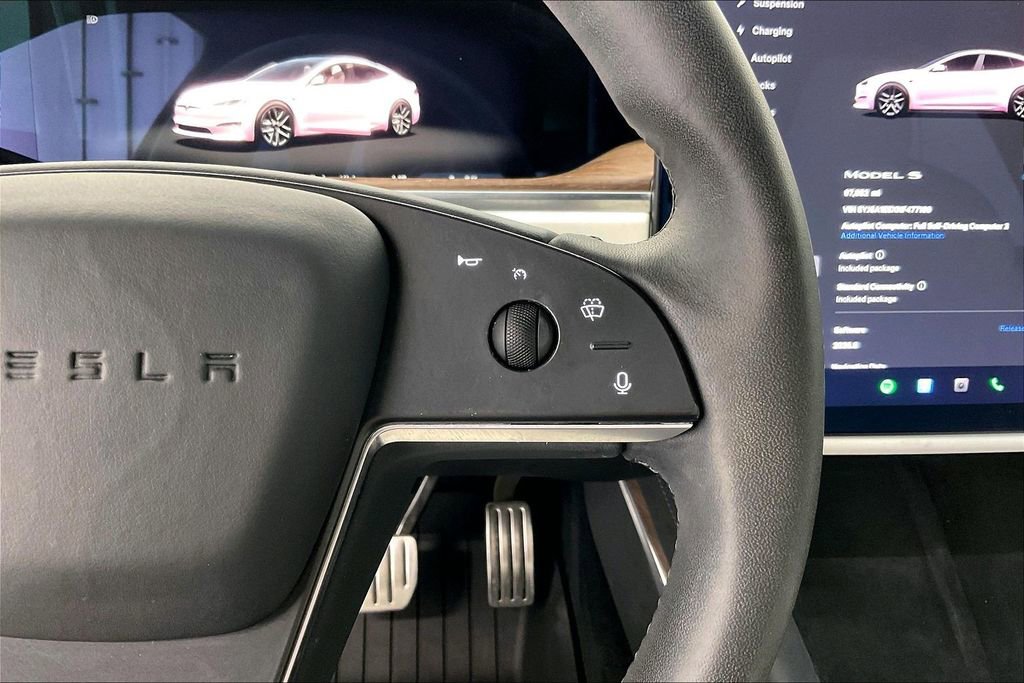 Used 2022 Tesla Model S image 23