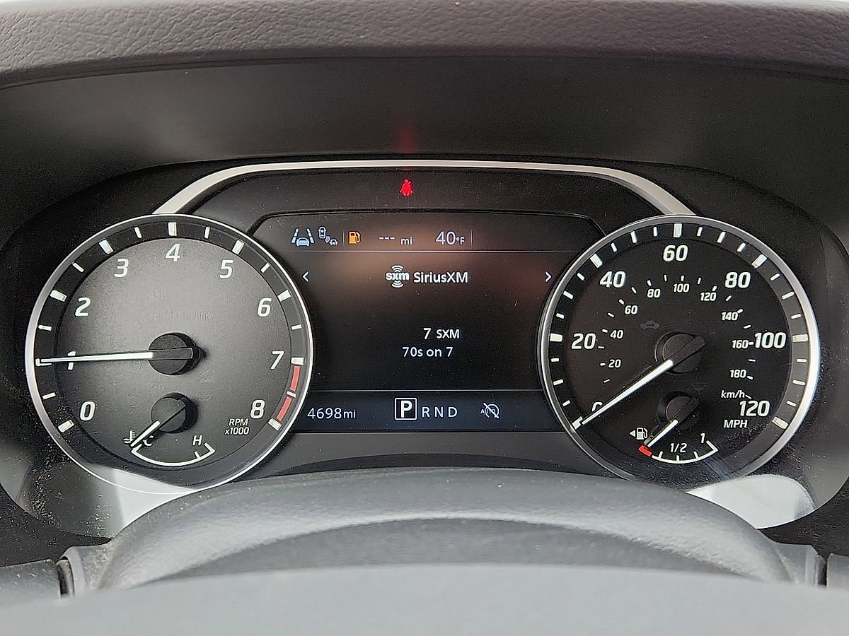Used 2025 Nissan Frontier SV RWD image 10