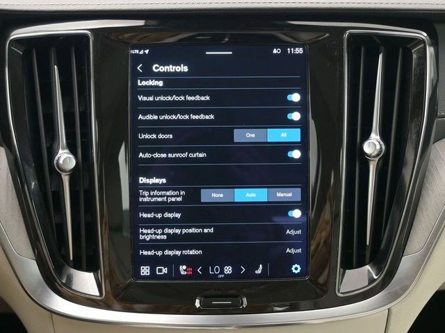 Used 2023 Volvo S60 B5 Ultimate w/ Climate Package image 17