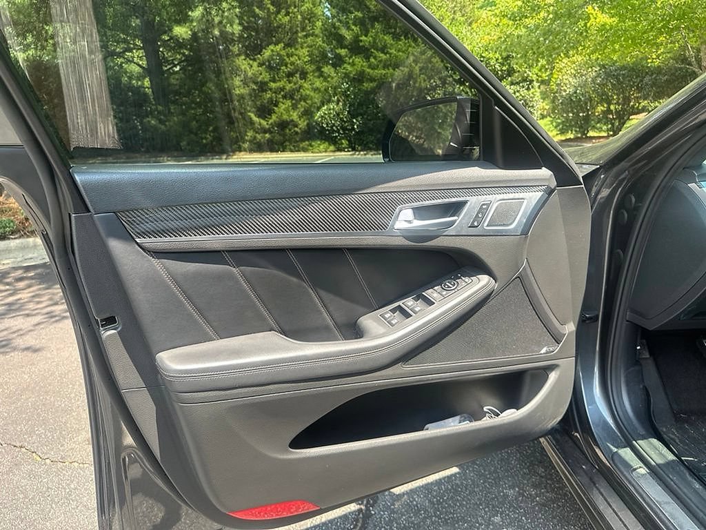 Used 2020 Genesis G80 3.3T Sport RWD image 5