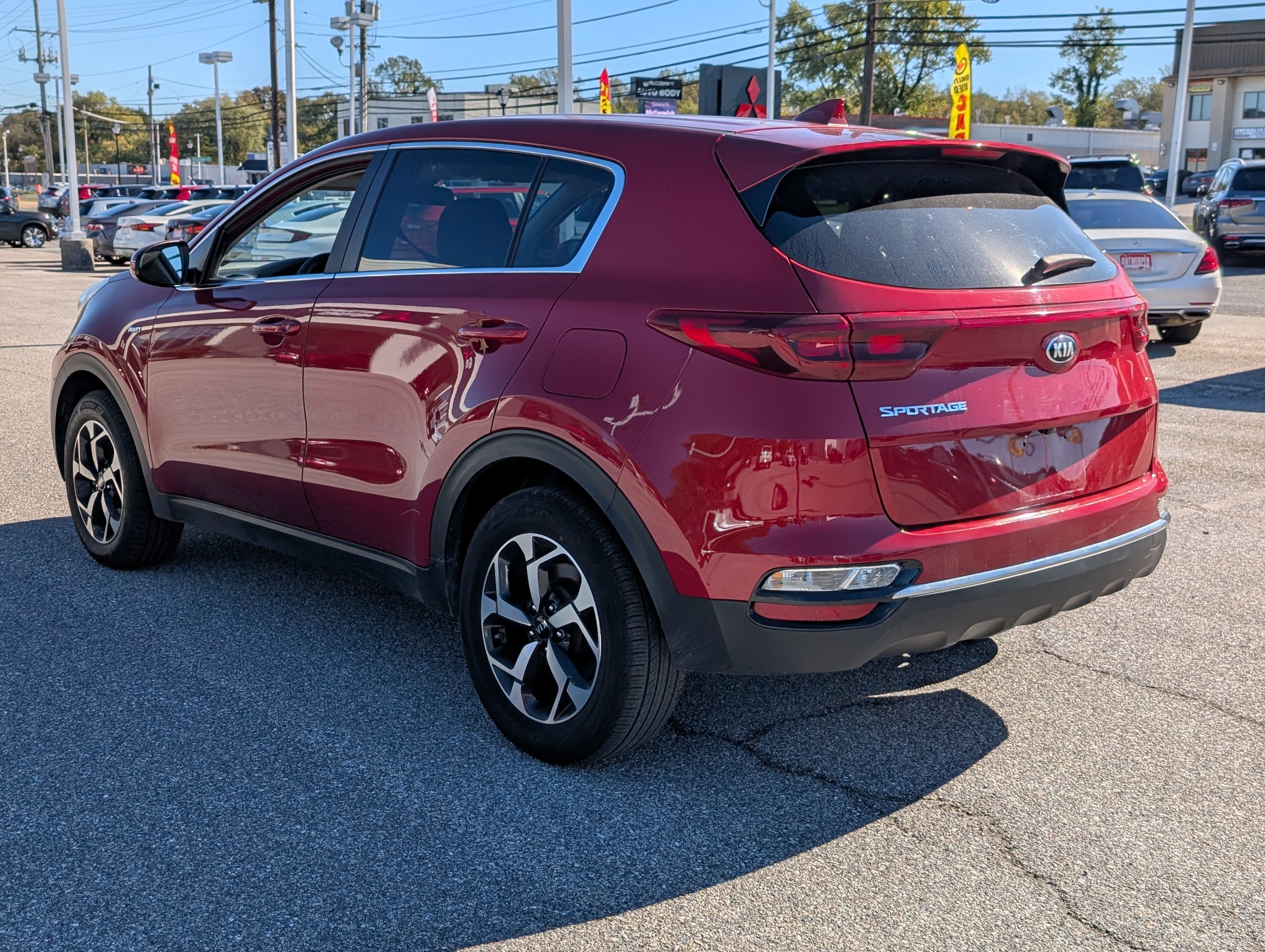 Used 2021 Kia Sportage LX image 5