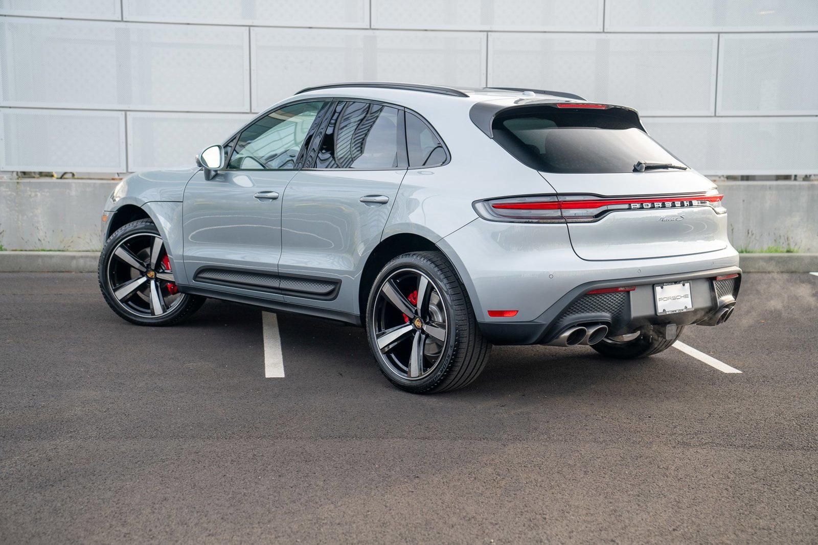 New 2026 Porsche Macan S image 3