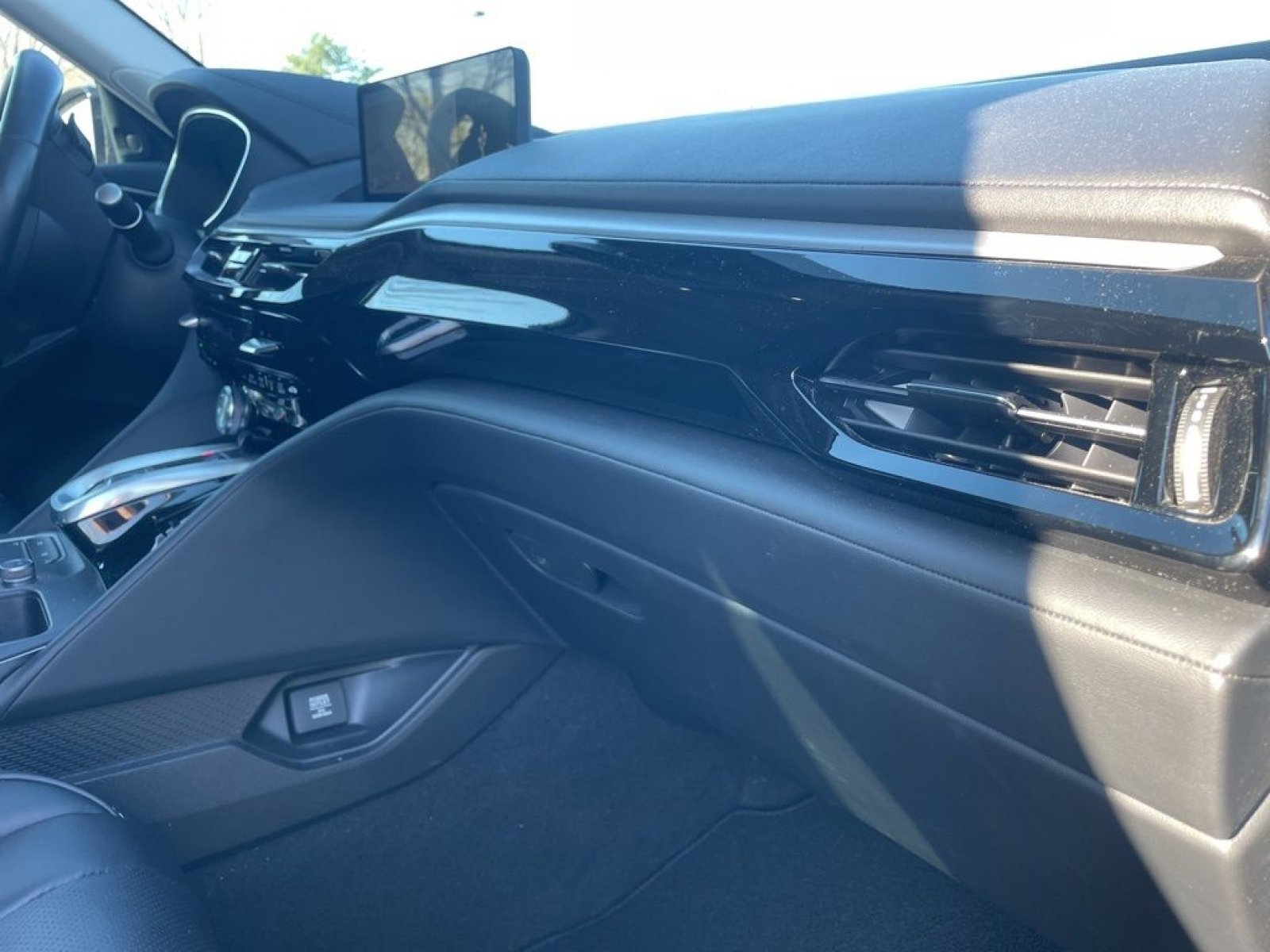 Used 2023 Acura MDX w/ Technology Package image 18