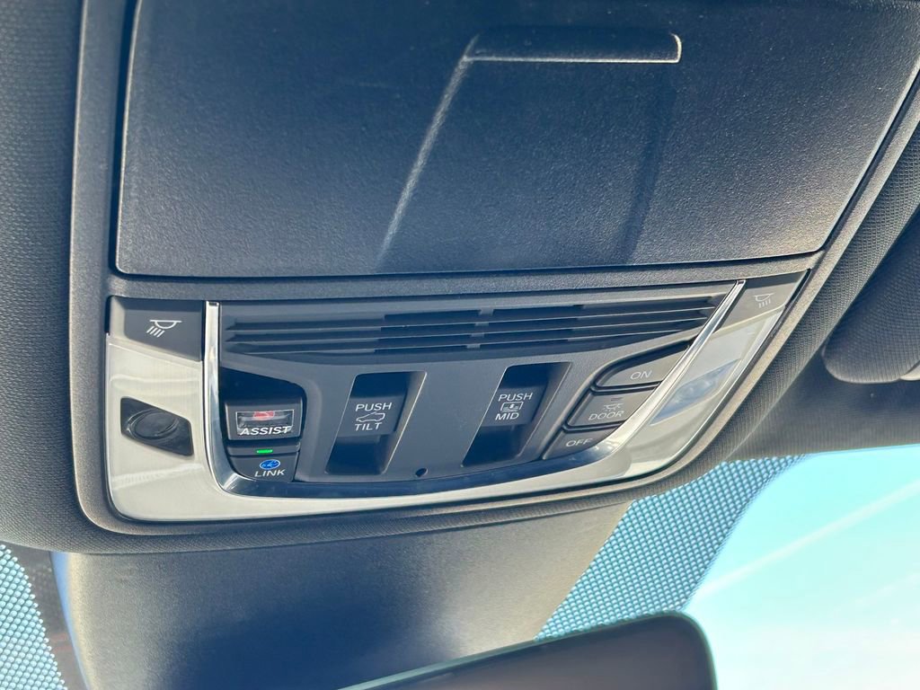 Used 2023 Acura MDX A-Spec image 23