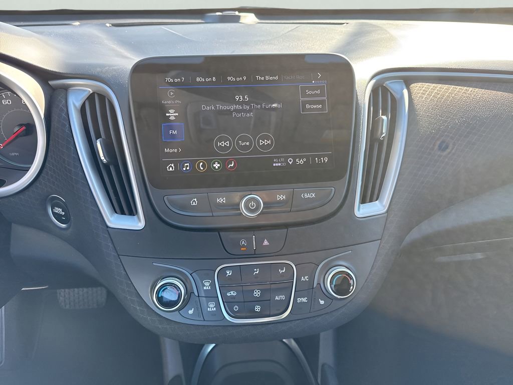Used 2024 Chevrolet Malibu LT image 11