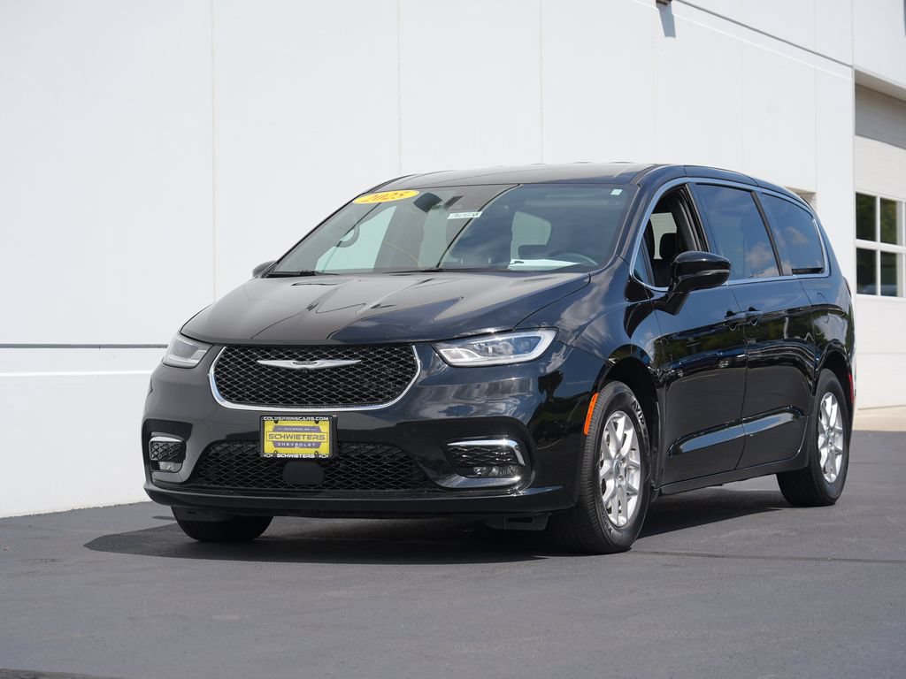 Used 2025 Chrysler Pacifica Select FWD image 7