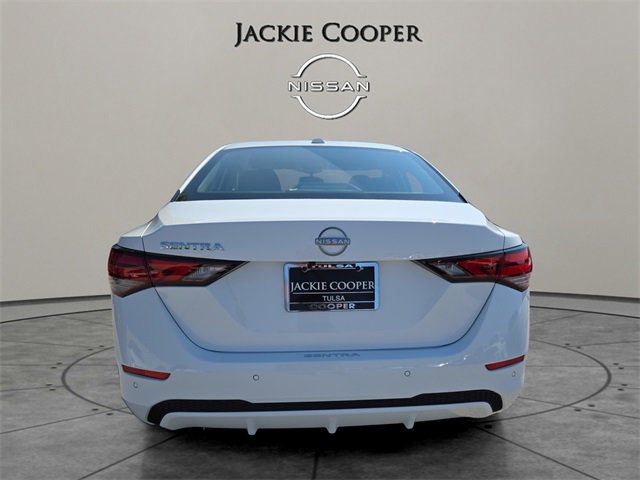 New 2025 Nissan Sentra SV image 4
