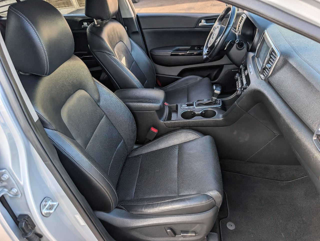 Used 2018 Kia Sportage SX FWD image 8