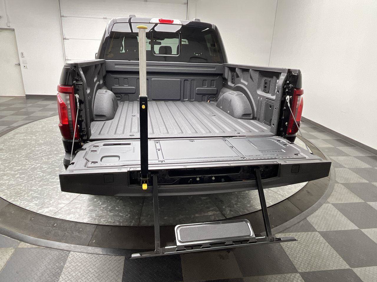 New 2026 Ford F150 XLT w/ Equipment Group 302A MID AWD/4WD image 32