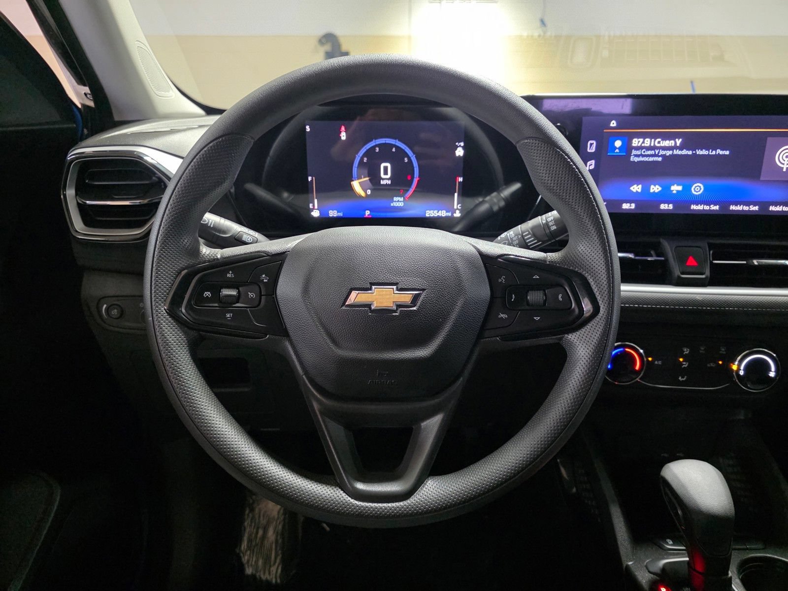 Used 2025 Chevrolet TrailBlazer LS FWD image 29