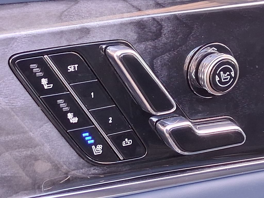 New 2026 Cadillac Escalade IQ Luxury 2 AWD/4WD image 19