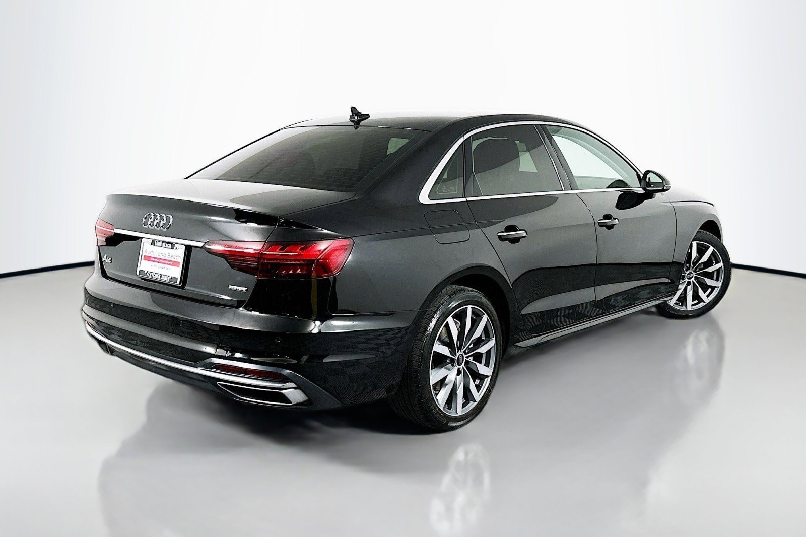 Used 2024 Audi A4 2.0T Premium AWD/4WD image 14