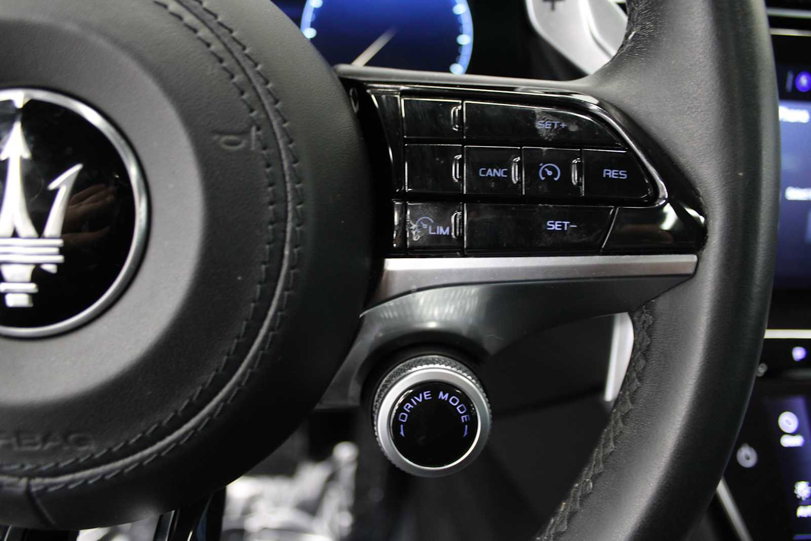 Used 2023 Maserati Grecale GT image 22