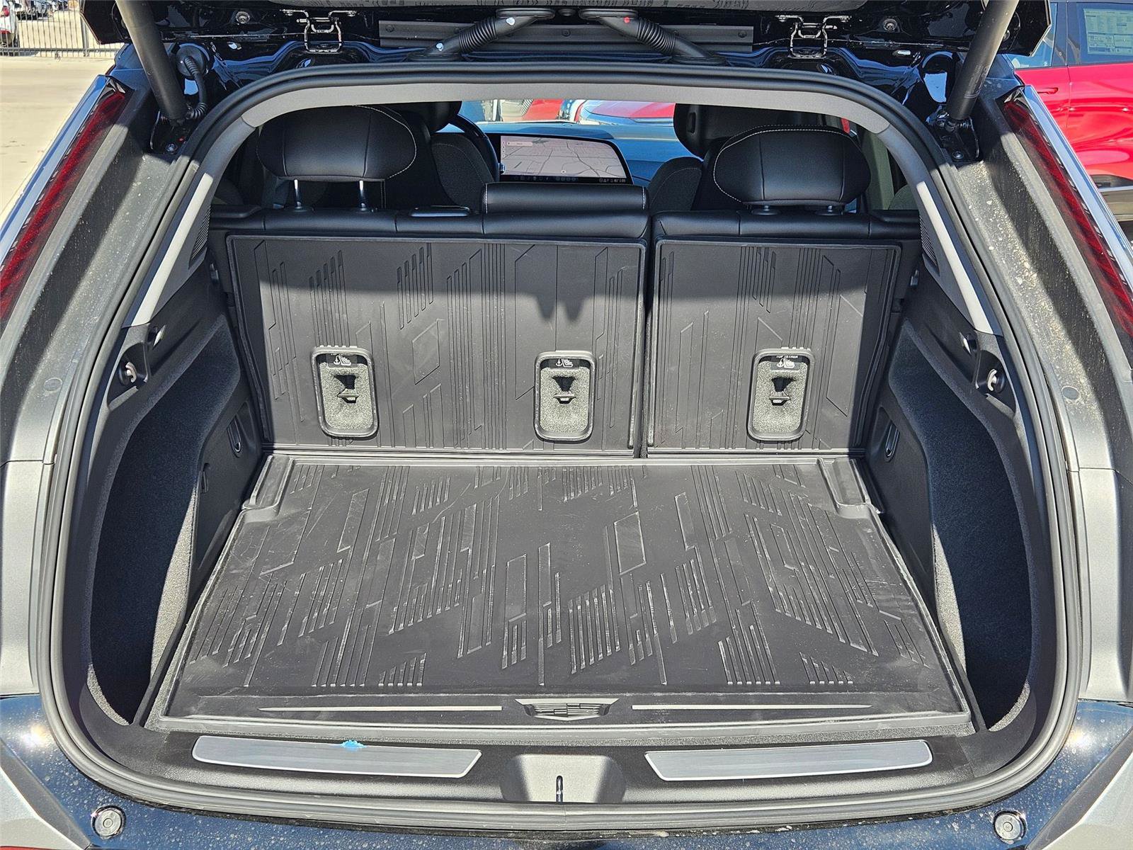 New 2026 Cadillac Optiq Sport 1 w/ LPO, Floor Liner Package AWD/4WD image 29