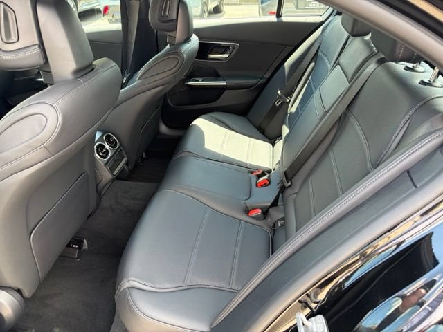 Used 2025 Mercedes-Benz C 300 Sedan image 27
