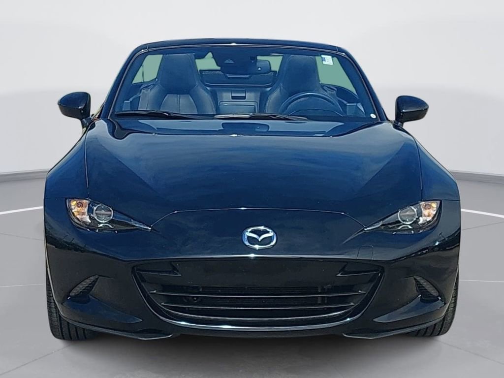 Used 2022 MAZDA MX-5 Miata Grand Touring image 2