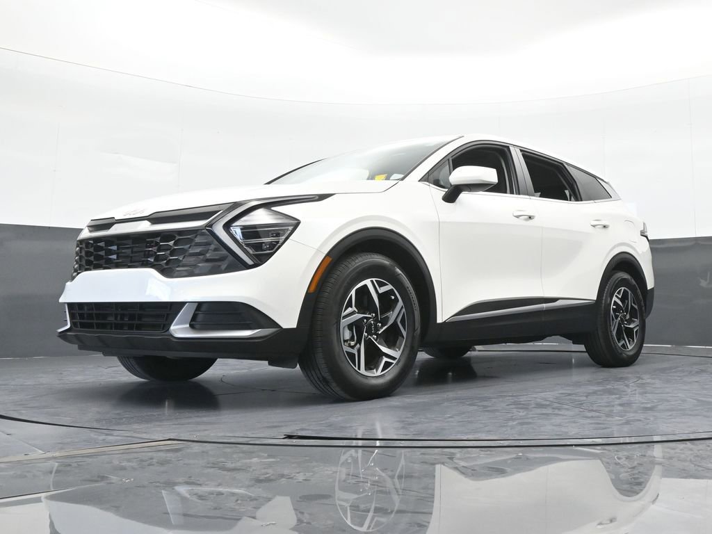 Used 2024 Kia Sportage LX FWD image 51