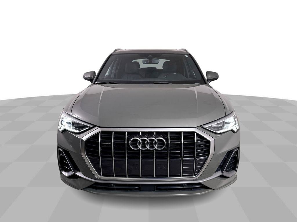 Used 2024 Audi Q3 2.0T Premium AWD/4WD image 3