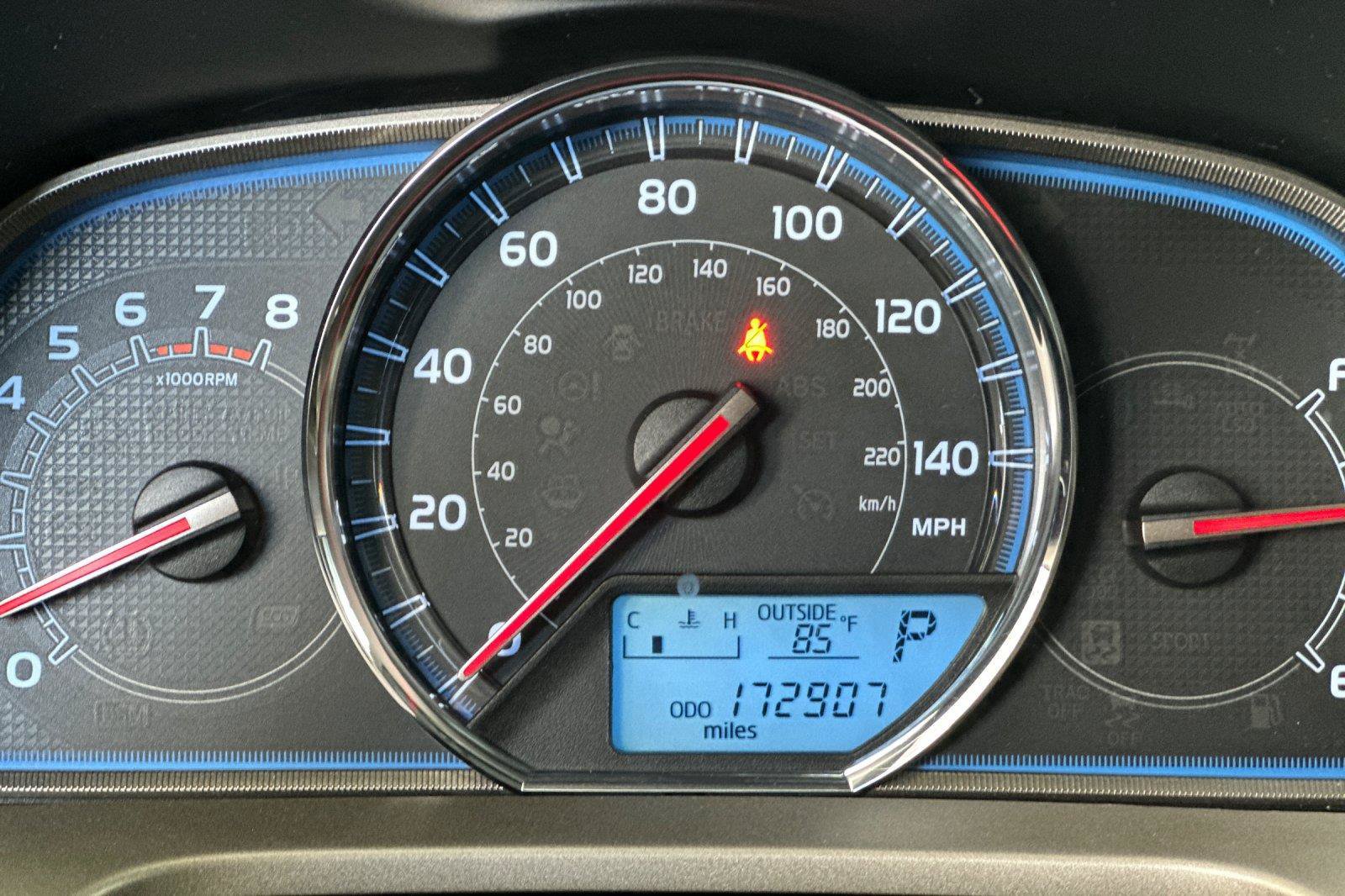 Used 2013 Toyota RAV4 Limited AWD/4WD image 27
