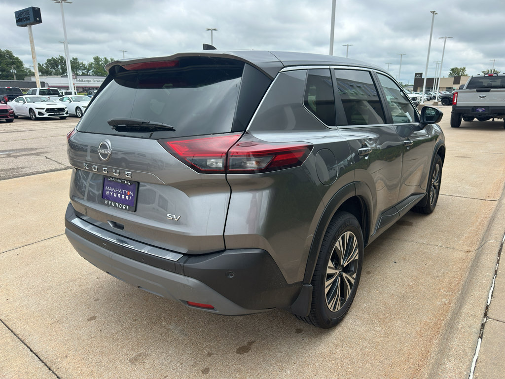 Used 2023 Nissan Rogue SV FWD image 9