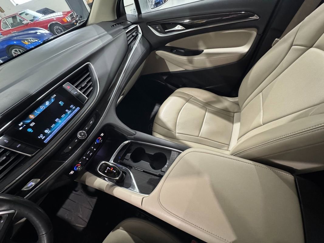 Used 2019 Buick Enclave Essence image 26