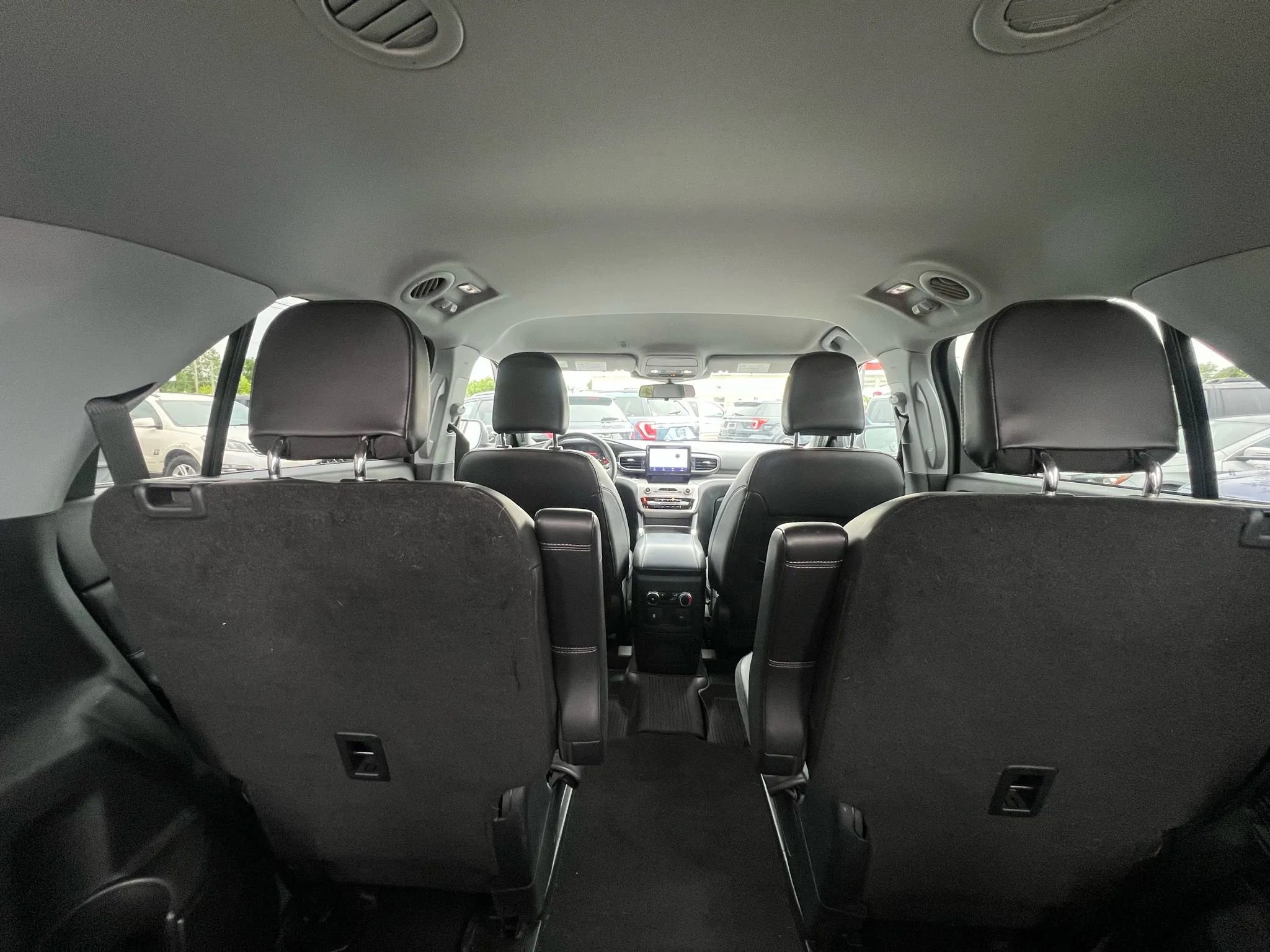 Used 2023 Ford Explorer XLT w/ Equipment Group 202A image 11